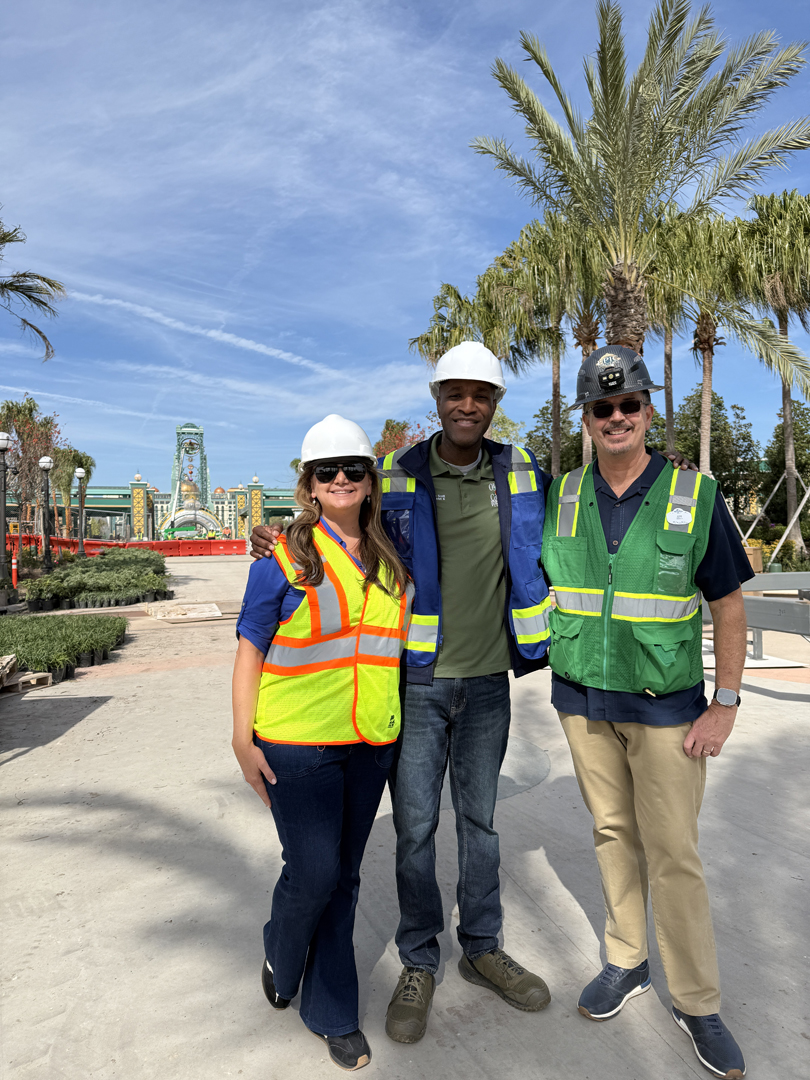 mike_with_workers_epic